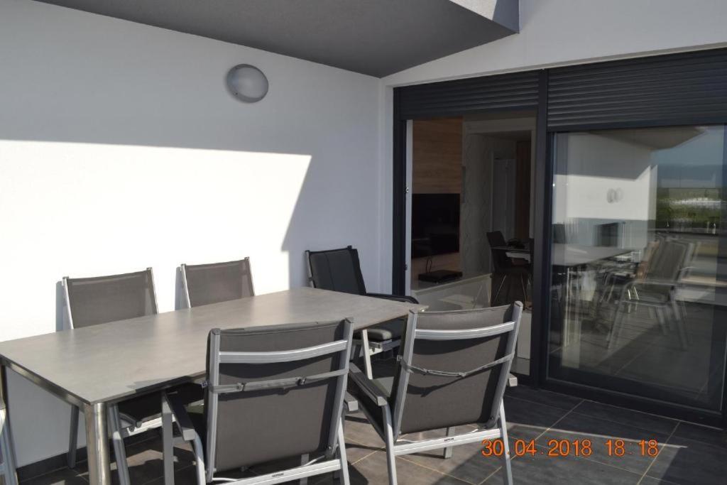 My Paradies - Njivice Penthouse*** Zewnętrze zdjęcie
